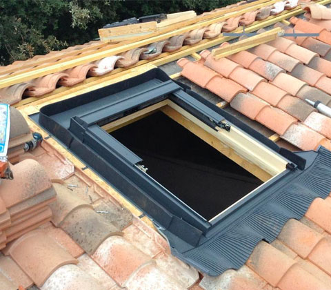 Réparation de velux conforme aux normes dans le 06